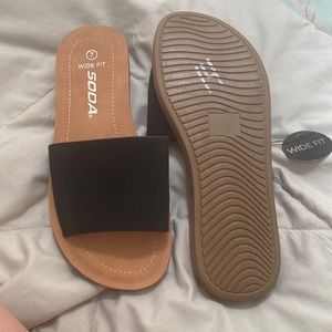 Black wide fit sandals size 7